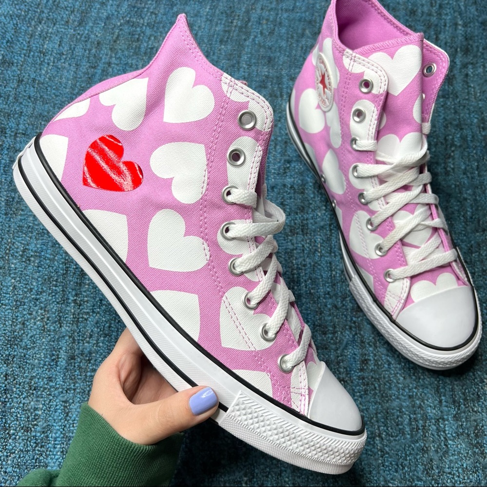 Converse CTAS High Twisted Hearts Sneakers in Peony Pink Men's Size 9.5 High Top - Picture 1 of 8